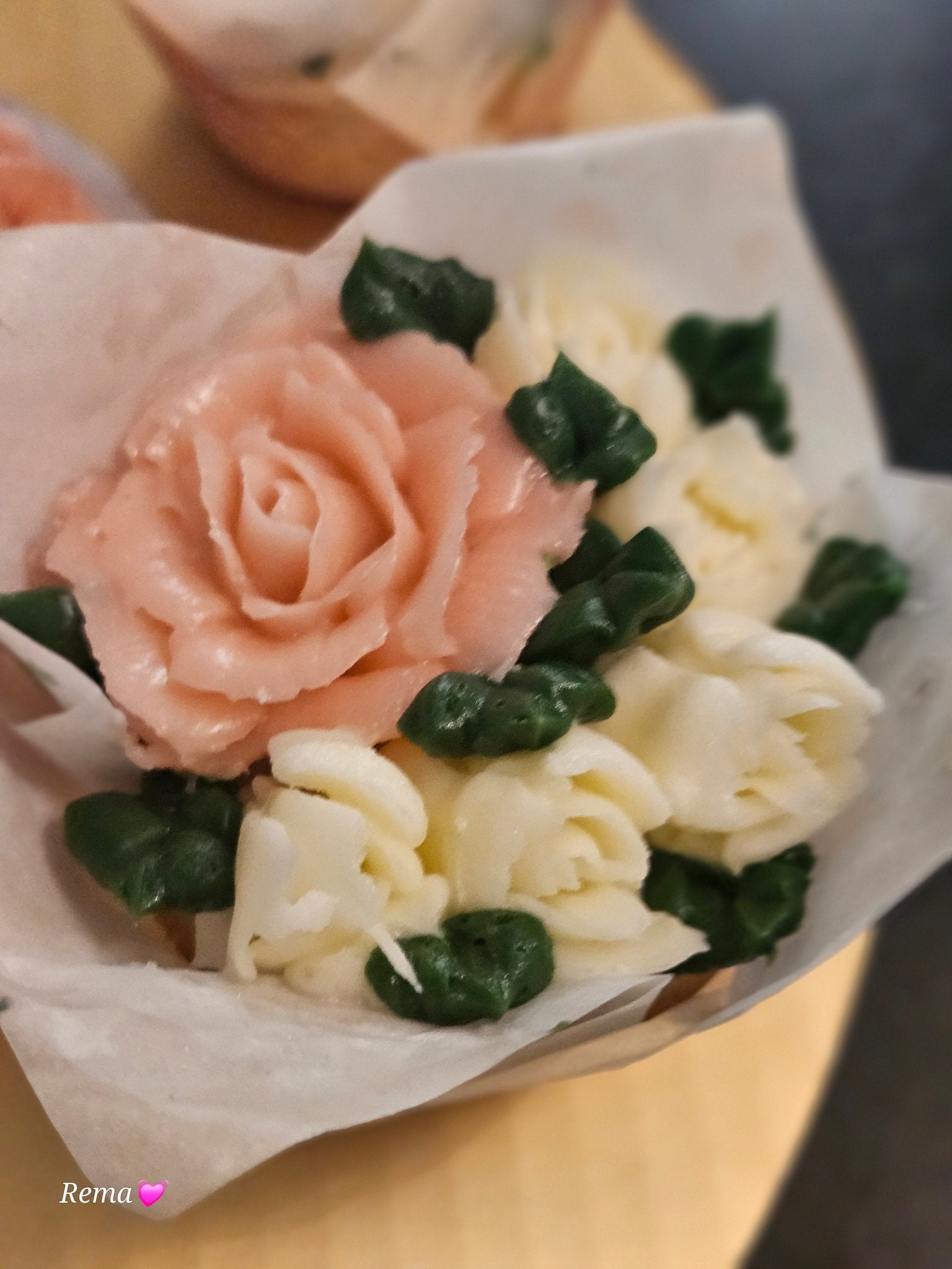 Cupcakes - CakeIt Fresh - cupcakes - 6pk -