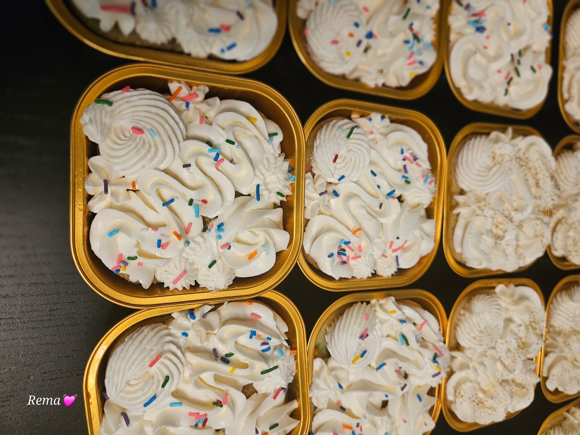 Mini Cakes - CakeIt Fresh - Vanilla -